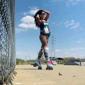 Meet your Posher, Holly